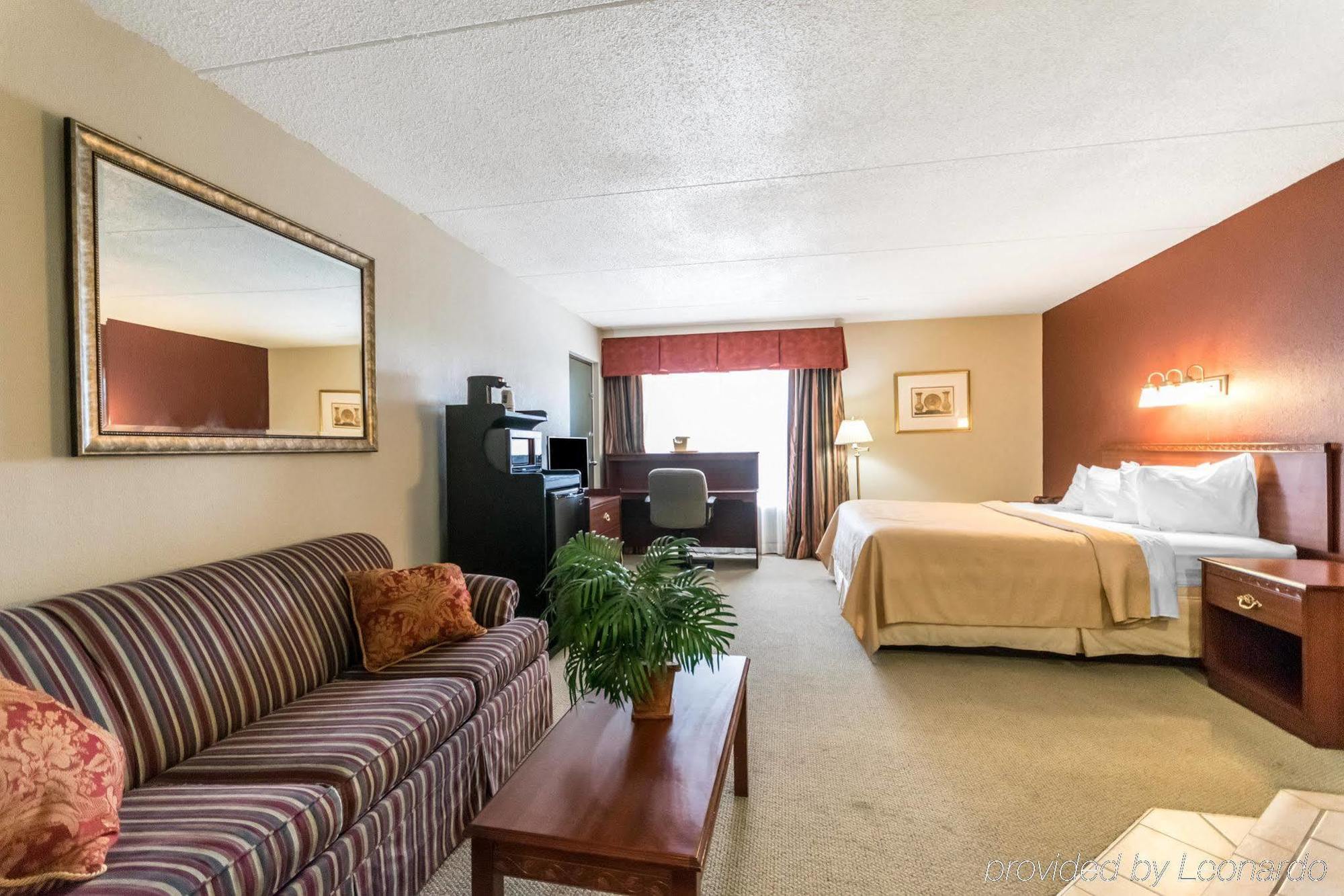 Quality Inn & Suites Elizabethtown Exterior foto